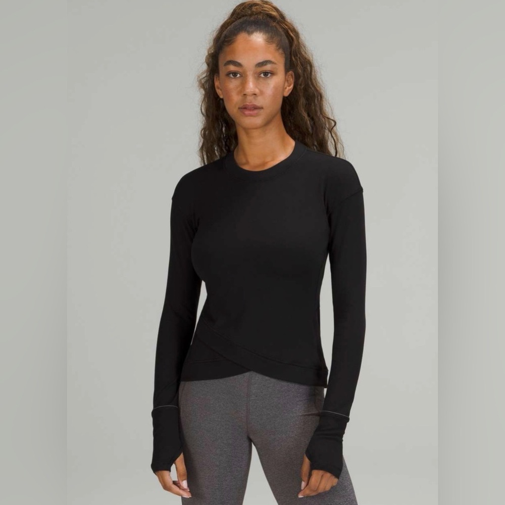 Lululemon Close to Crossing Long Sleeve *Rulu
Black!✨✨✨ - Picture 2 of 10